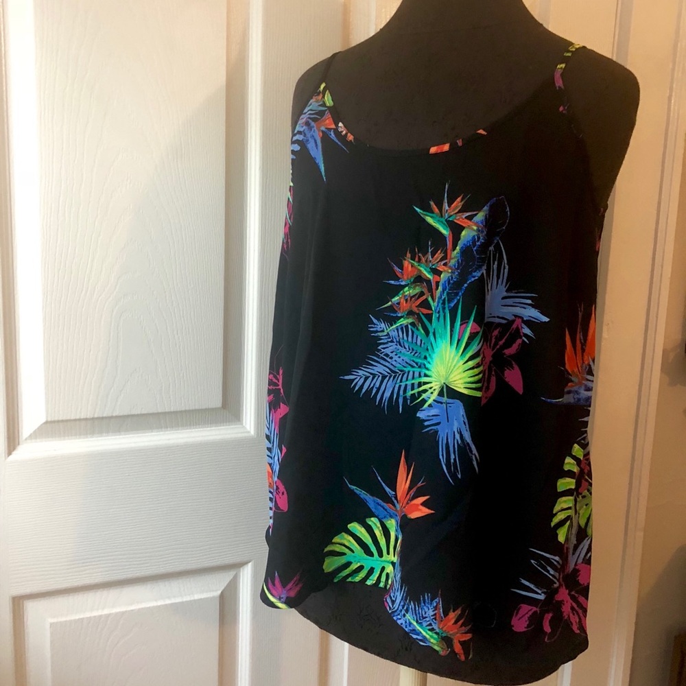 NWOT Tropical Print Swing Tank Apt 9